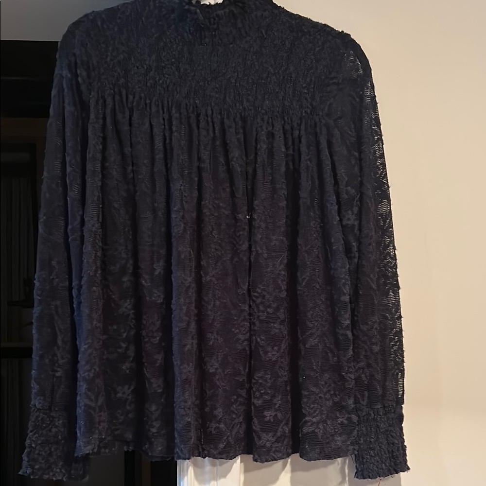 Chic Blue Long Sleeve Ruffled Blouse
